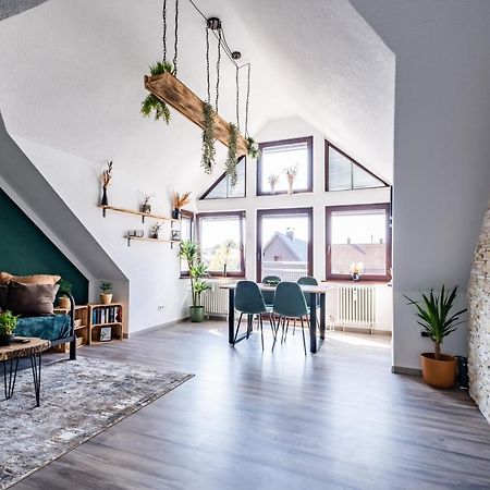 Nature Terminal Apartment - Unterwegs Zuhause Steinenbronn Exteriér fotografie