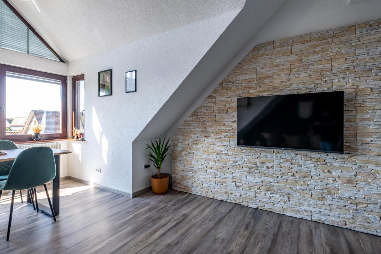 Nature Terminal Apartment - Unterwegs Zuhause Steinenbronn Exteriér fotografie
