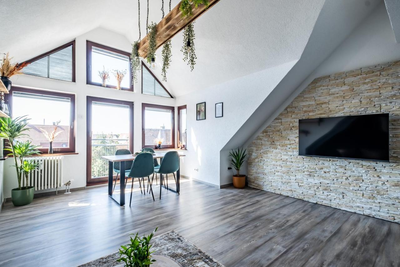 Nature Terminal Apartment - Unterwegs Zuhause Steinenbronn Exteriér fotografie