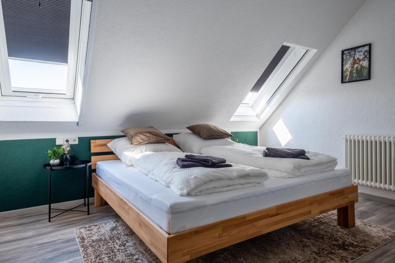 Nature Terminal Apartment - Unterwegs Zuhause Steinenbronn Exteriér fotografie